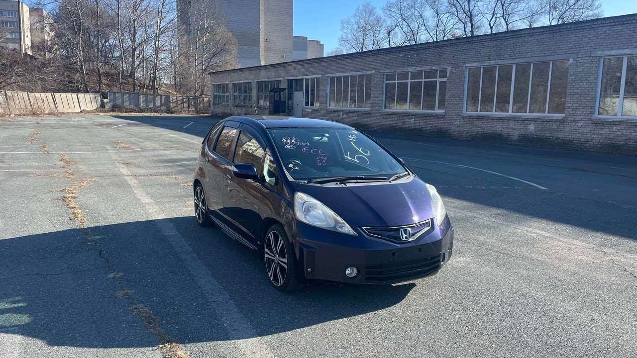 Японский хэтчбек в тюнинге Modulo,  Honda Fit в кузове GE6, Пробег 70.000 км,  G F Package