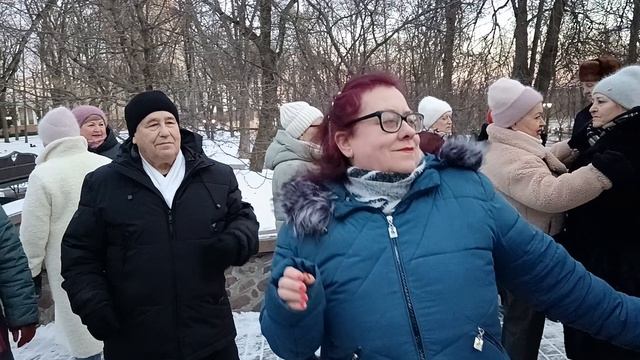 Прижмись поближе......... 14.12.24 Гомель парк Луначарского 🥰💫