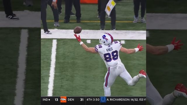 Dawson Knox catches for a 22-yard Gain vs. Detroit Lions