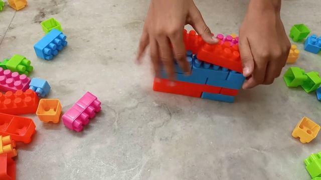 Делаем копилку из лего! Играем вместе с детками! Блоки LEGO Для детей!  Игры для детей #asmr #лего Л
