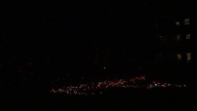 led zeppelin Communication Breakdown playing with X-Mass lights