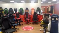 удобный девайс КОВРИК AKRACING CARPET для геймерского кресла