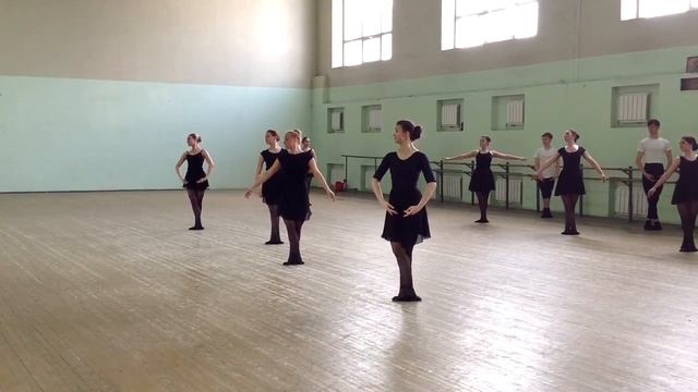 16-12-2024 ГРАНД ПА ДЕ БАСК-ПРЫЖОК КЛАССИЧЕСКОГО ТАНЦА