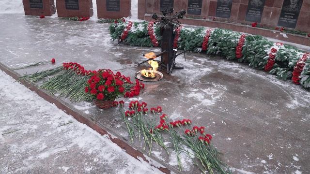 Женщины из Люберец привезли концерт в подарок десантникам