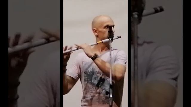 Last of Mohicans on the PVC bansuri (short 3)