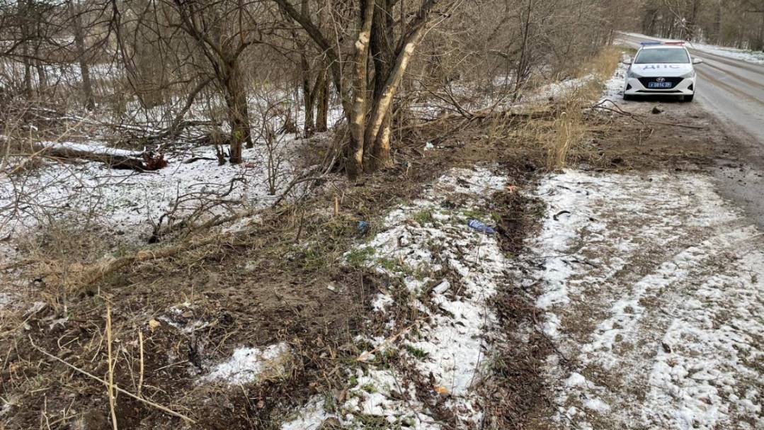 На Ставрополье водитель скрылся с места ДТП, оставив в машине женщину с младенцем