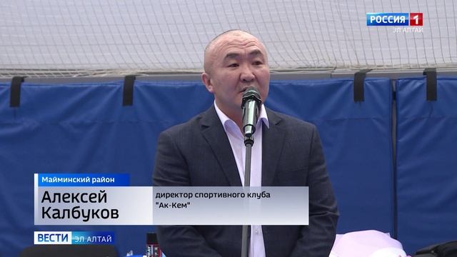 В майминском спорткомплексе "Атлант" прошел открытый турнир "Кубок Ак-кем" по ММА