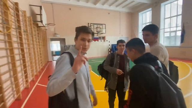 СУРОВЫЕ БУДНИ ГЕНЫ НАЧАЛО СЕРИЯ 1