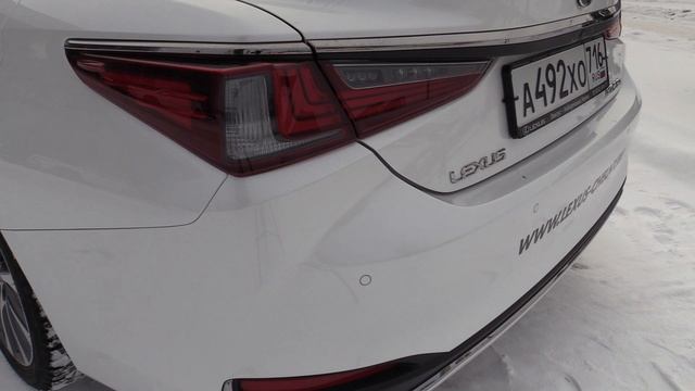 2018 LEXUS ES250