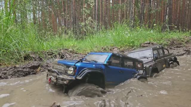 Непроходимое бездорожье. Отключилась электроника. Неудачная попытка спасения.