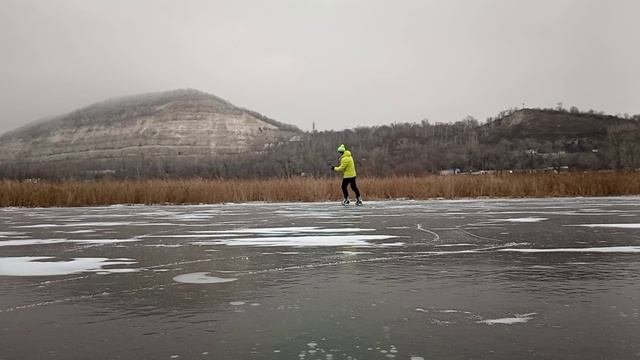 Озеро большое коньки