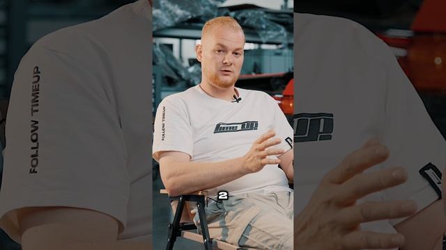 Supra въехала в стену