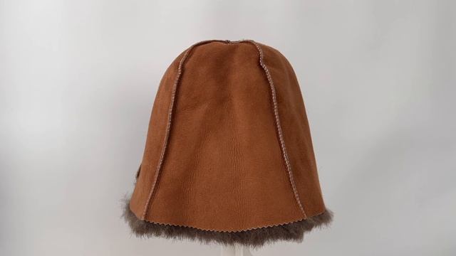 Шапка для бани классическая коричневая из натурального овечьего меха от WOOLX