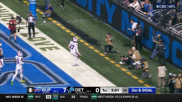 Josh Allen cruises in for his second rushing TD of game uncotuched