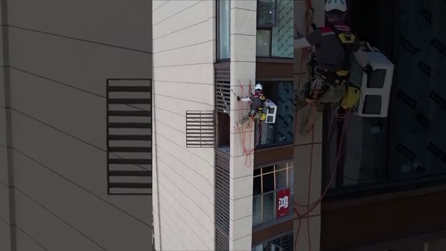 монтаж кондиционера Альпинистом