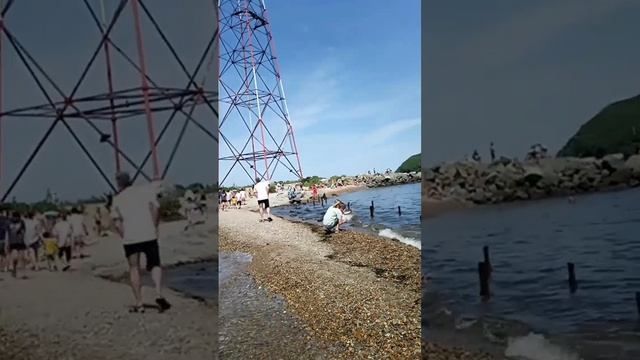 люди ходят по воде