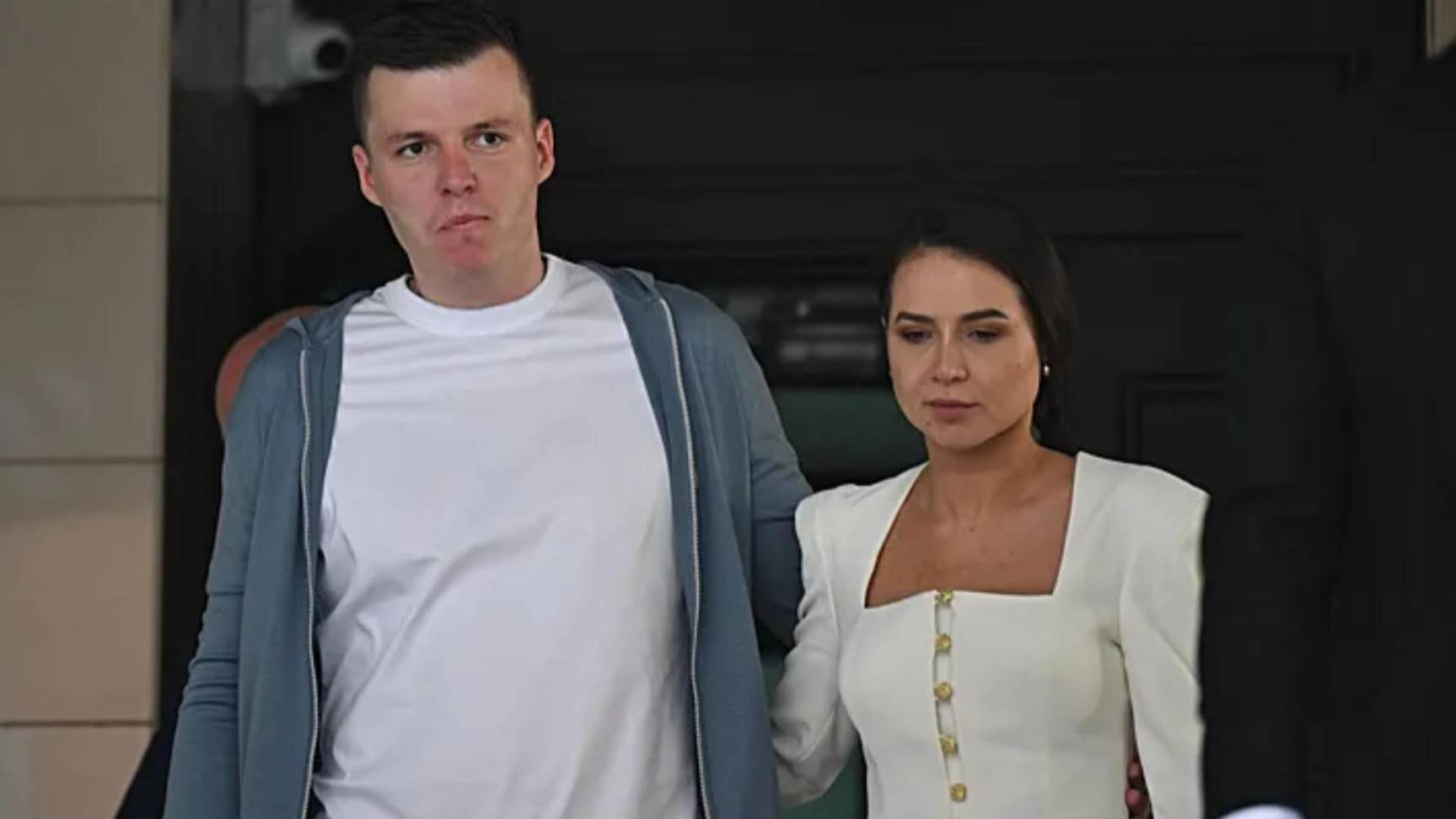 Суд продлил домашний арест Лерчек