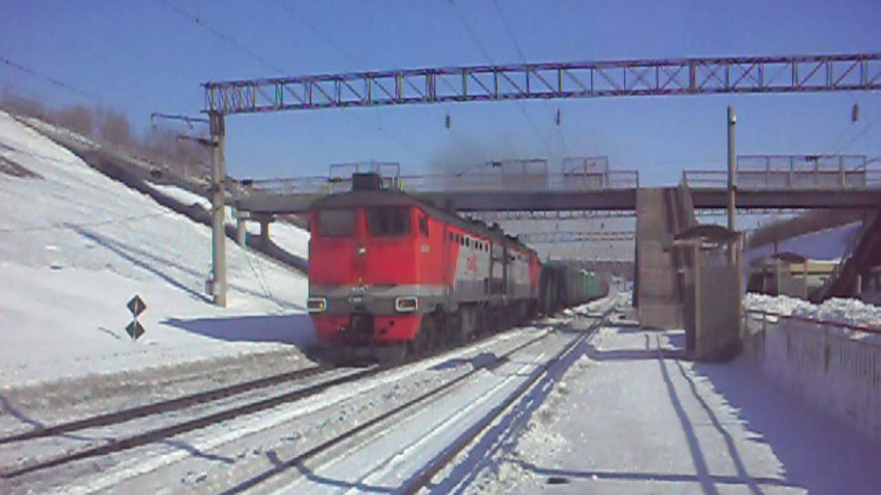 Тепловоз 2ТЭ10М-3577 на подъёме. Звук 10Д100.