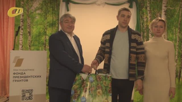 ГЛАВА ЖЕЛЕЗНОГОРСКА ПОСЕТИЛ ИНВАЛИДОВ, НАХОДЯЩИХСЯ НА ДНЕВНОМ ПРЕБЫВАНИИ В ЦРСА "МЫ ВМЕСТЕ"
