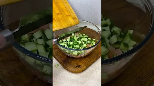 Простой и вкусный салат с кальмаром