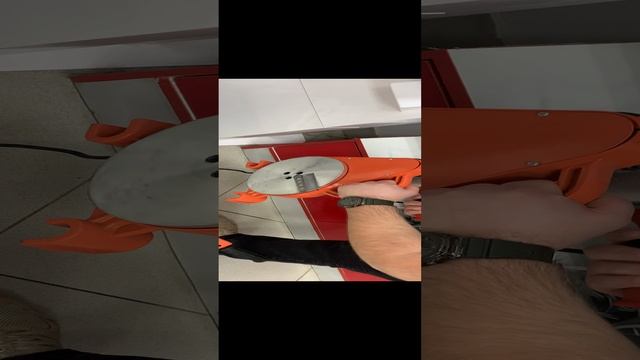 Строительный утюг большой