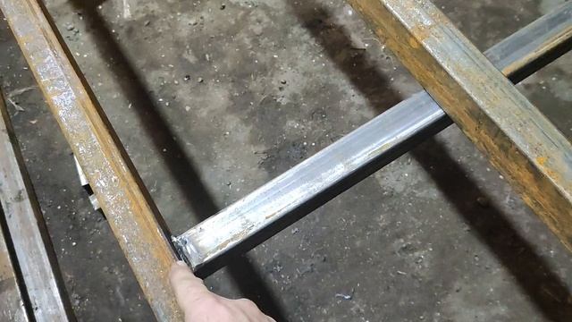 Смотри как сделать прицеп.