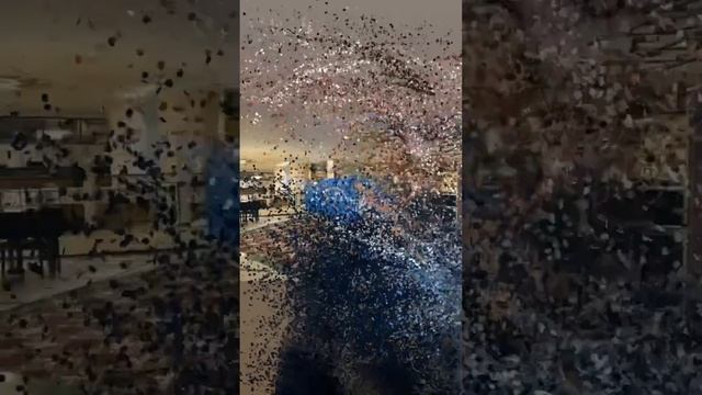 Инсталляция в помещении из объемного логотипа