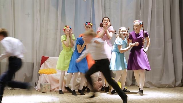 Театр-студия Стрекоза, "УР-ЮР-ВЫР"Премия "Андрюша-25", номинация Актёрское мастерство