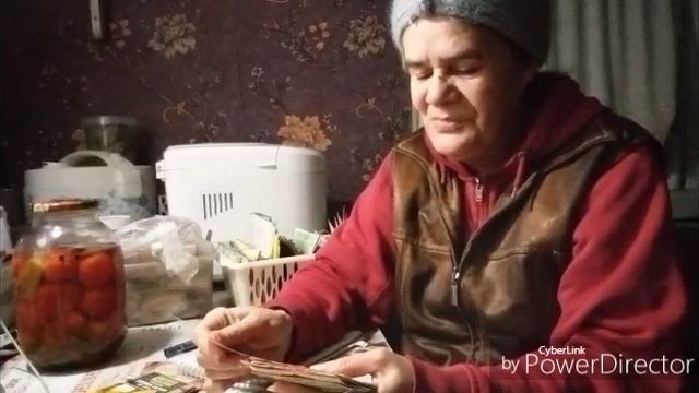 Составляю список какие томаты посею в теплице, в 2025 году.