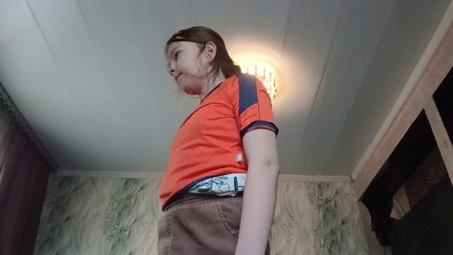 2 часть сериалы, кто же этот оранжевый человек?