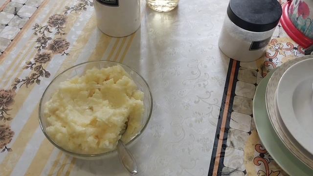 Чебуреки с картофелем! Хрустящие чебуреки на минералке!!! Вкусные чебуреки!!! #чебурекискартофелем#