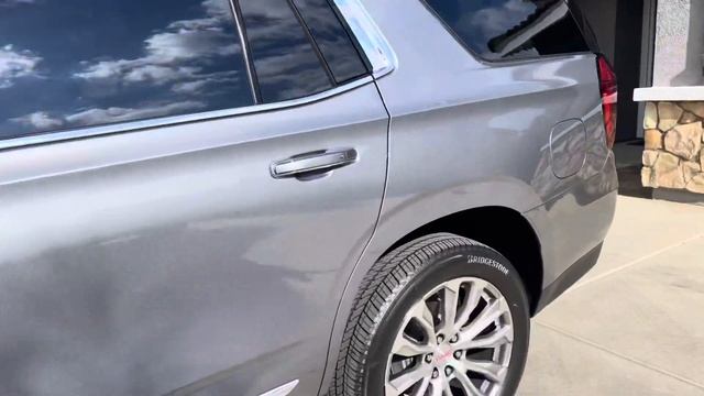 2022 Yukon Denali GMC logo painted Black!!! 🔥🔥🔥🔥🔥