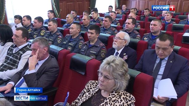 В правительстве состоялось подведение итогов деятельности Главного управления МЧС России по РА