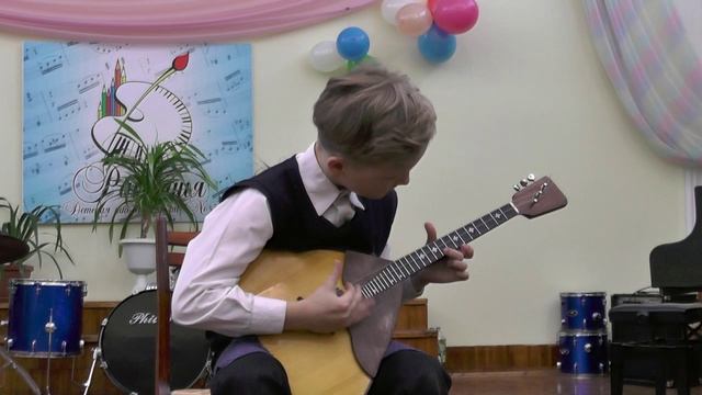 Некипелов Алексей (балалайка) - Меланхолический вальс - А.Даргомыжский, Караван - А.Зверев