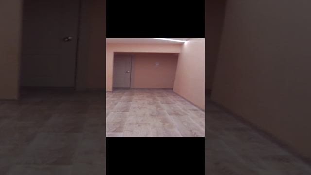 модель