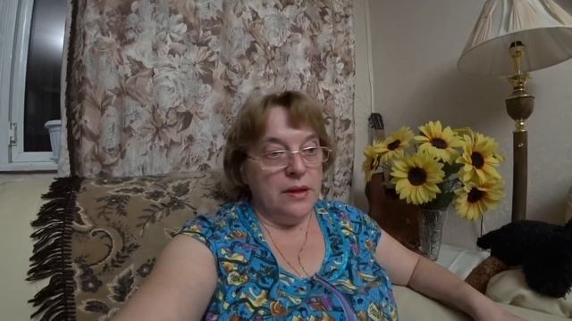 ВЛОГ Новый маникюр / Приключения жёлтого чемоданчика начинаются :) 6 октября 2018 г.