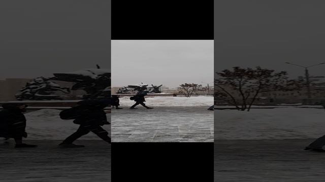 Новогодняя атмосфера в районе. Москва, улица Анатолия Живова, 10