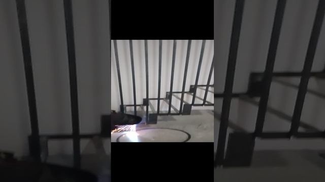 сварили лестницу.