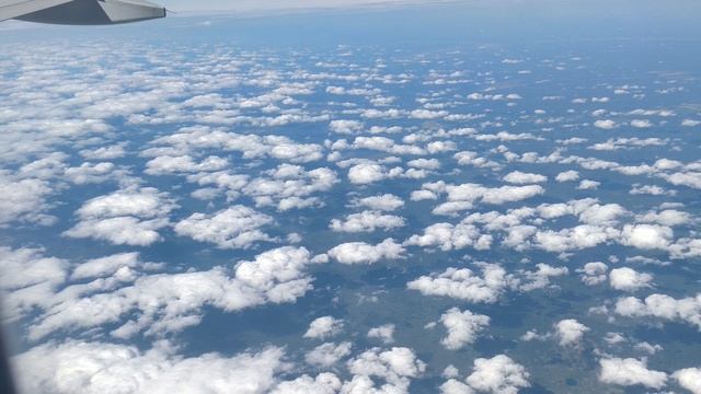 FL360 над Землёй. Это композиция 2006 года, с тех пор до 2020 я забросил музыку.