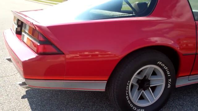 1982 Camaro Z28 Driving Away Awesome Sound
