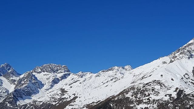 Счастье живет рядом с нами