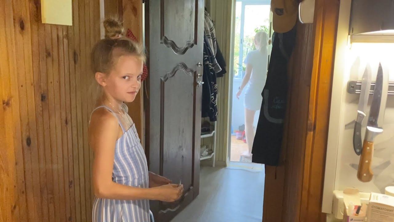 Кошки начали ловить мышей  / Размер дровницы / Откровения Маруси  17 августа 2021 г.