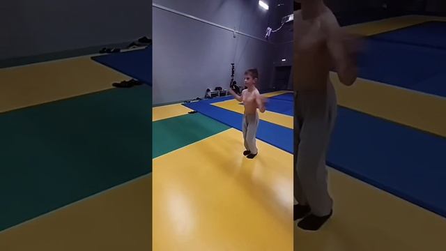 1000013700.mp4