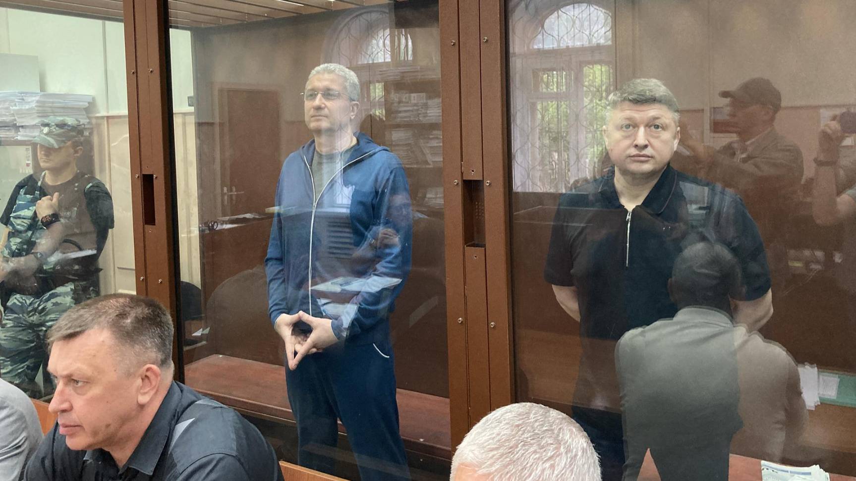 Московский суд арестовал десятки автомобилей и катер, принадлежавшие Тимуру Иванову