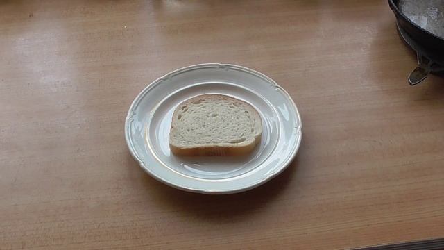 Народный колбасный торт со свечками