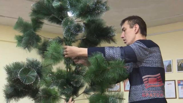 Вера в лучшее и в людей. КЦ "Колыбель" вновь создает "Елку ангела"