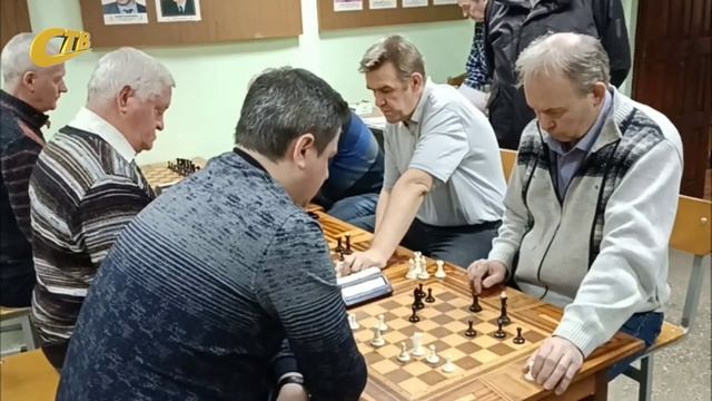 В ШАХМАТНОМ КЛУБЕ ВЕТЕРАНОВ ПРОШЕЛ ЗАКЛЮЧИТЕЛЬНЫЙ ТУР ГОРОДСКОЙ СПАРТАКИАДЫ УЧРЕЖДЕНИЙ И ПРЕДПРИЯТИЙ