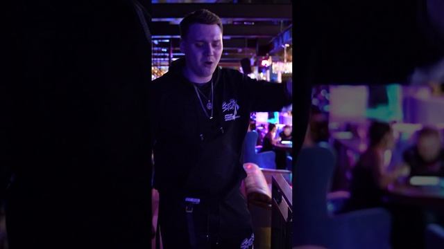 Эта девочка, как "Пламя и лед"