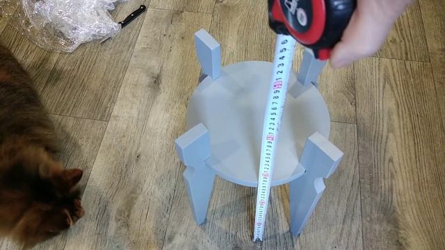 Цветочная подставка в интерьере. Напольная или настольная / Design, interior, flower stand