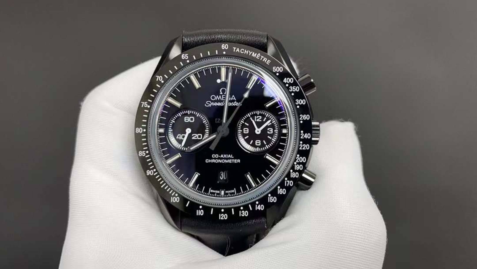 Часы Omega Speedmaster Moonphase Chronograph 44mm